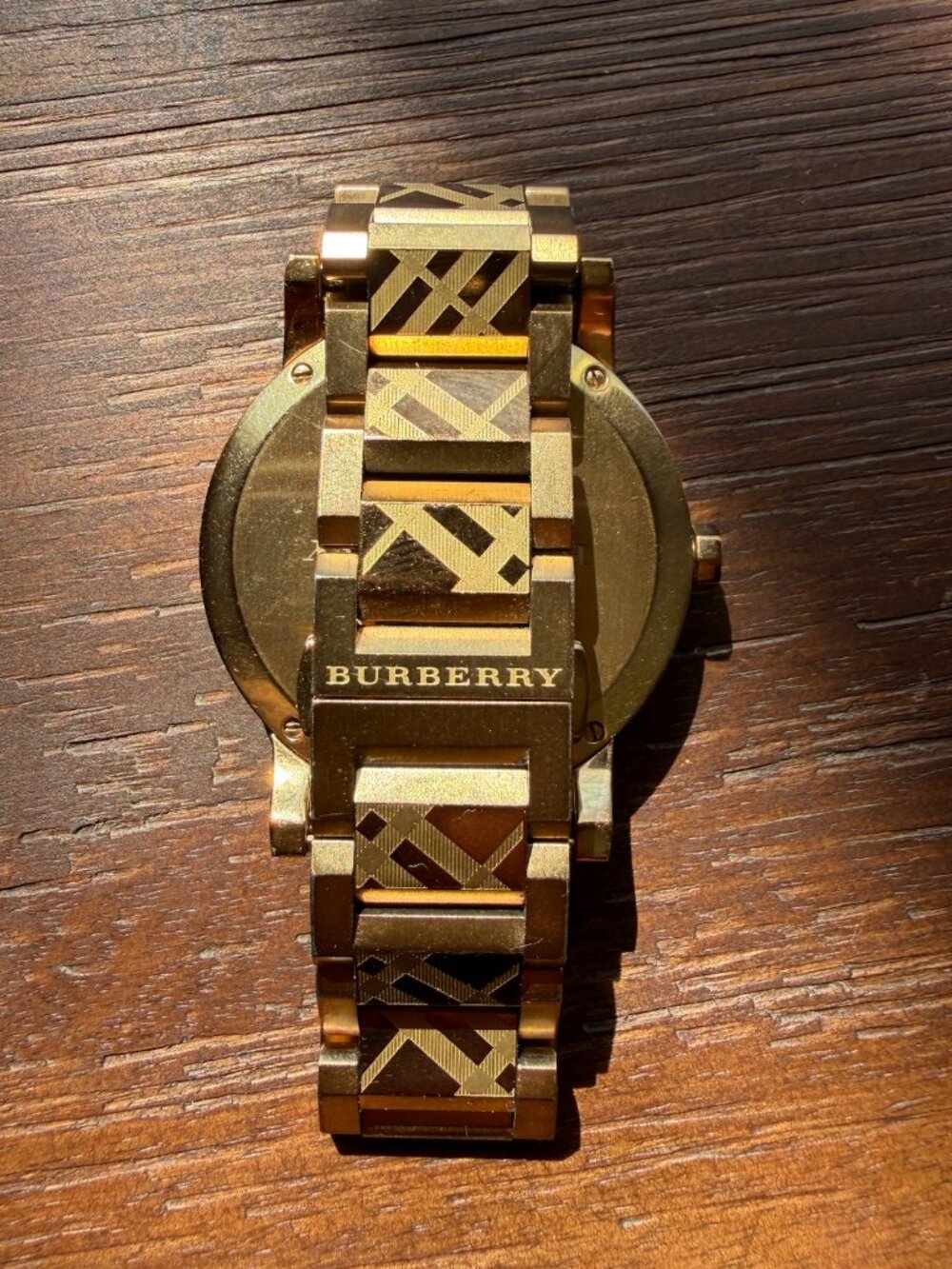 Burberry The City Rose Gold Dial - Steel Strap Watch - Picture 3 of 8